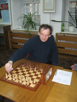 Pamiętaj! Przed grą, po grze i po każdym ćwiczeniu, bierki szachowe należy ustawić w pozycji wyjściowej! KSz Hetman Wrocław, 3.02.2008.